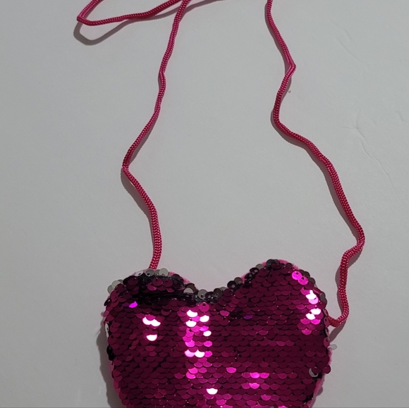 Sequin flip purse heart shape - Picture 2 of 4